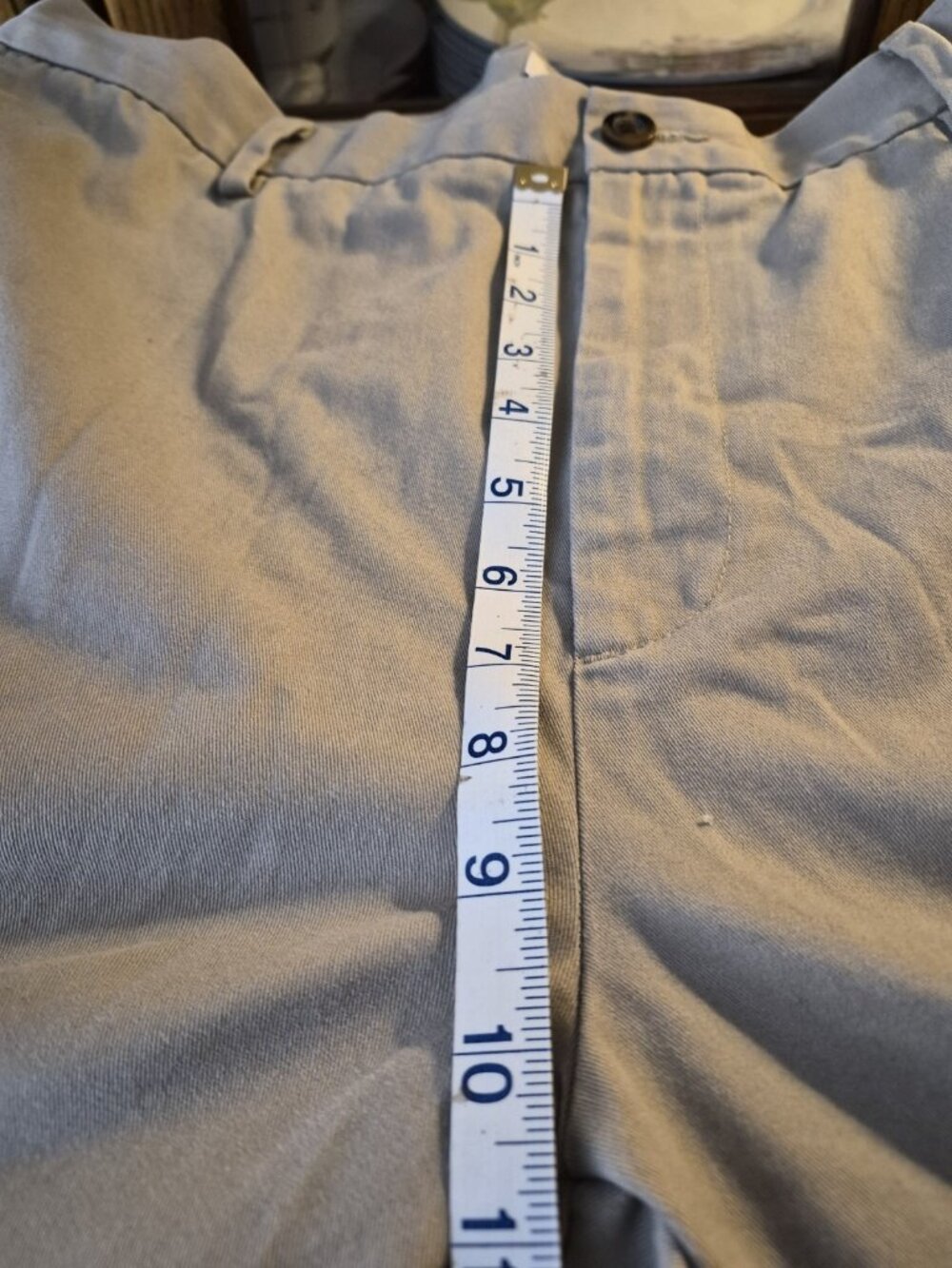 Amazon Essentials Men's Lite Beige Straight Leg Chino Khaki Pants Size 38/30 - Picture 5 of 10